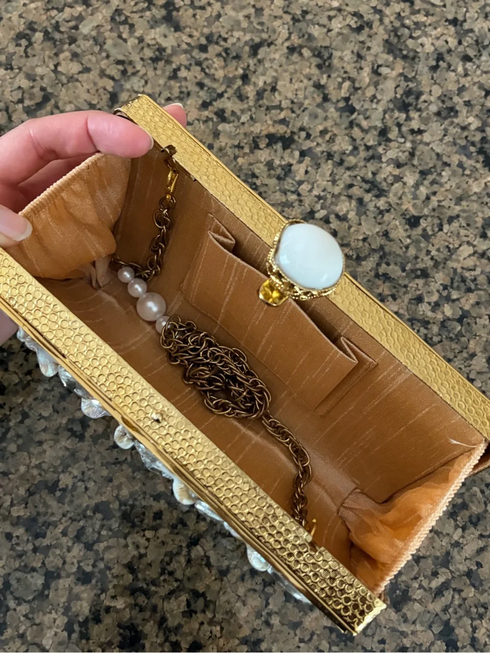 Elegant Pearl & Crystal Embellished Rectangular Clutch - Pink Pearl